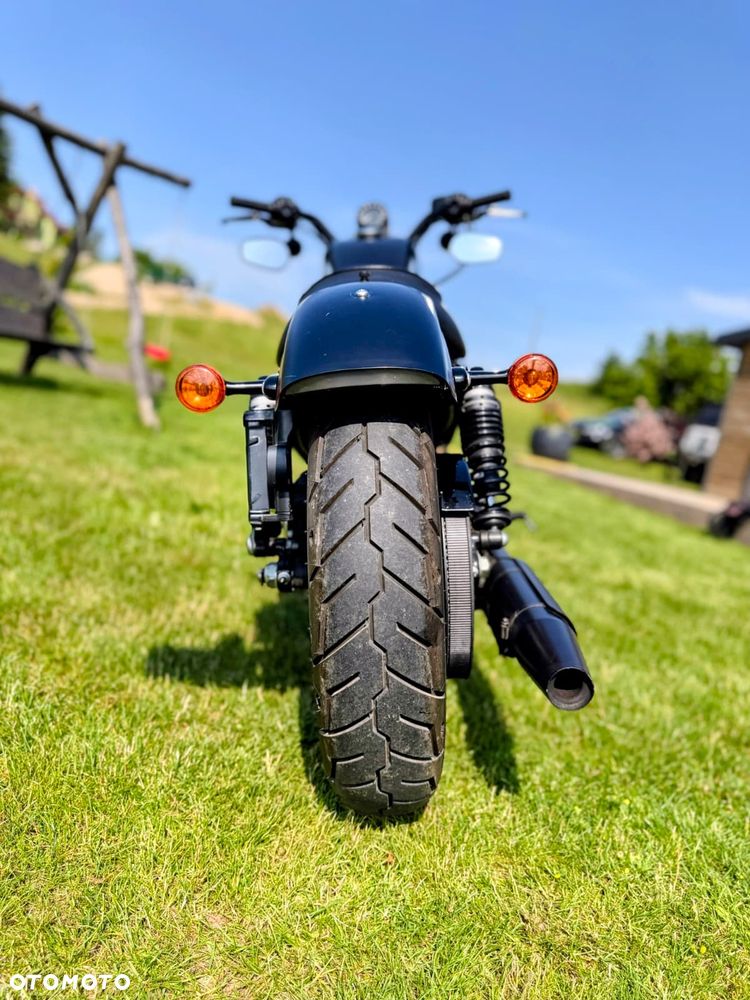Harley-Davidson Sportster Iron 883 - 7