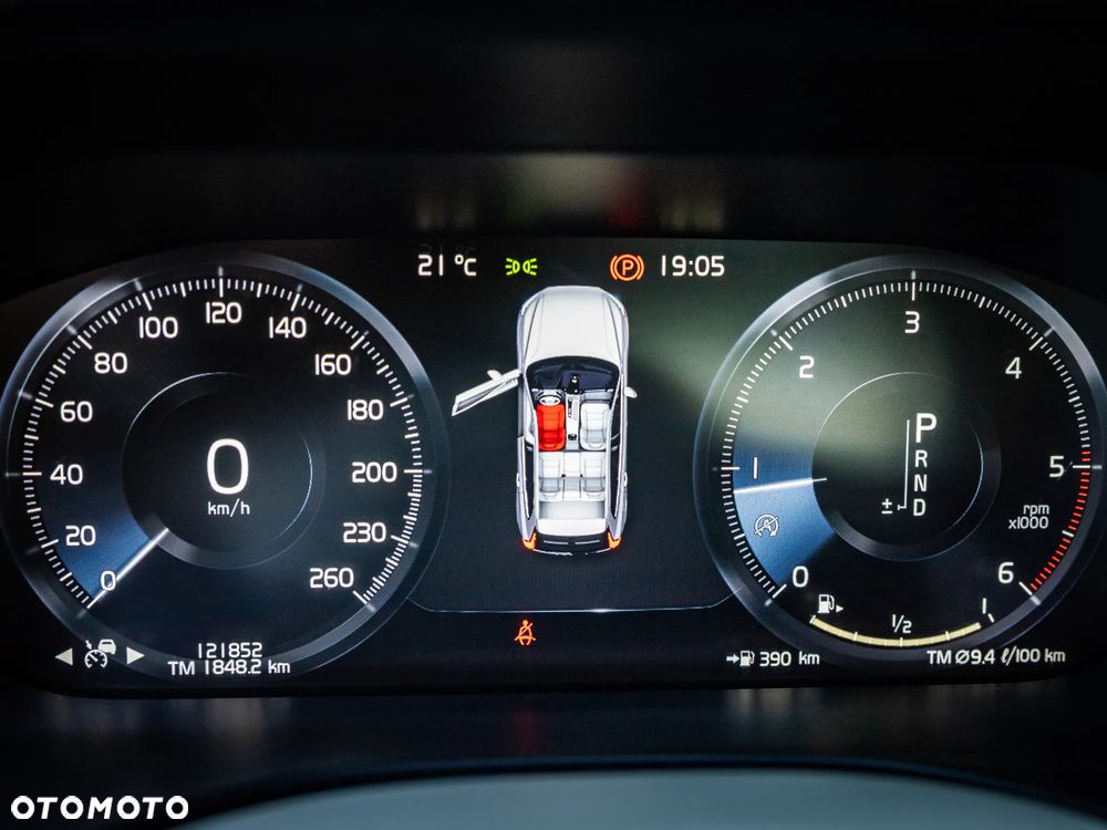 Volvo XC 60 D5 AWD Inscription - 32