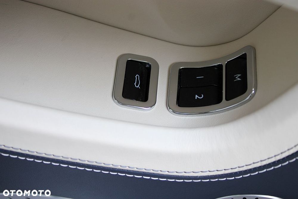 Bentley Continental GT - 15