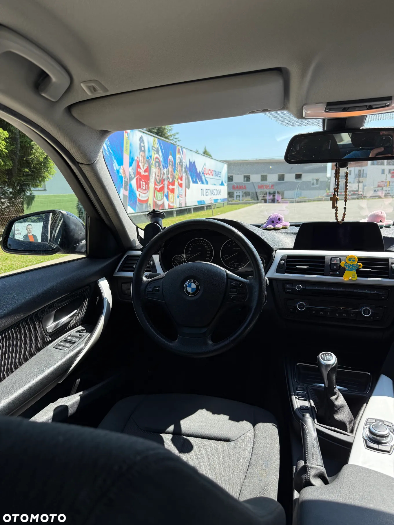 BMW Seria 3 320i - 11