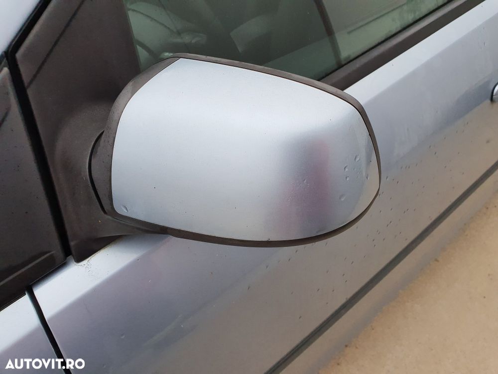 OGLINDA FORD FOCUS 2 S. - 1