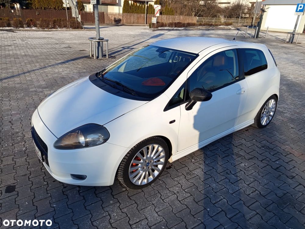 Fiat Grande Punto - 7