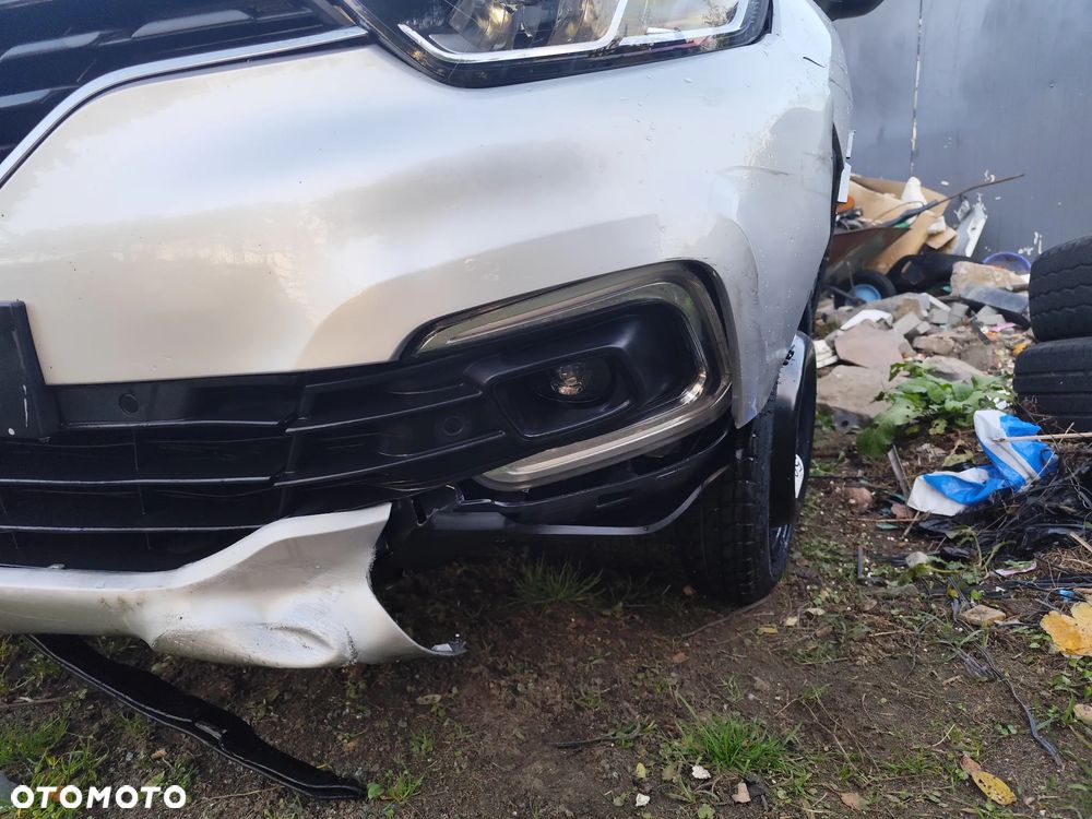 Renault Captur TCe 130 GPF BOSE EDITION - 17