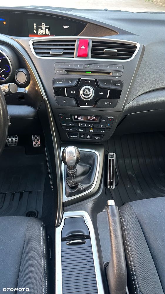 Honda Civic 1.6 i-DTEC Executive Navi - 30