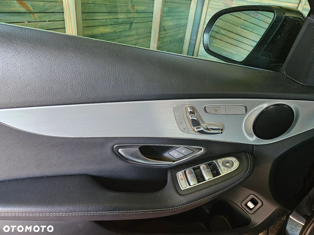Mercedes-Benz Klasa C 300 9G-TRONIC Avantgarde - 12