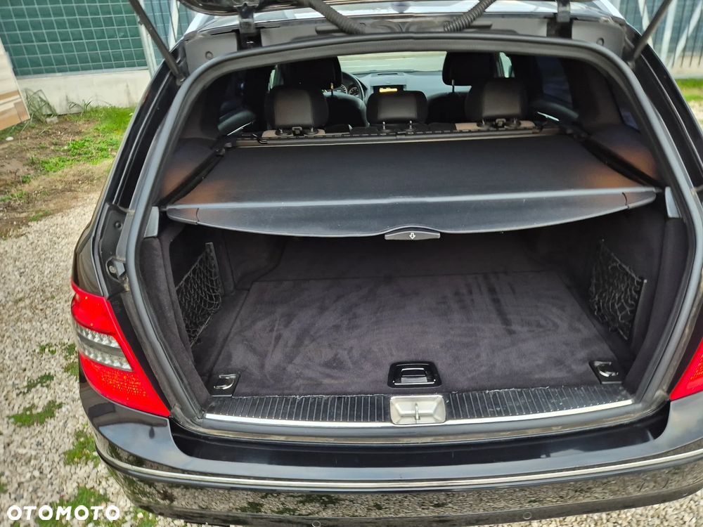 Mercedes-Benz Klasa C 180 Kompressor Automatik BlueEFFICIENCY Avantgarde - 15