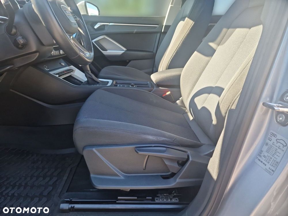 Audi Q3 - 13