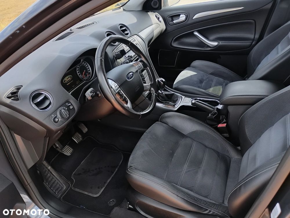 Ford Mondeo 2.0 TDCi Titanium - 26