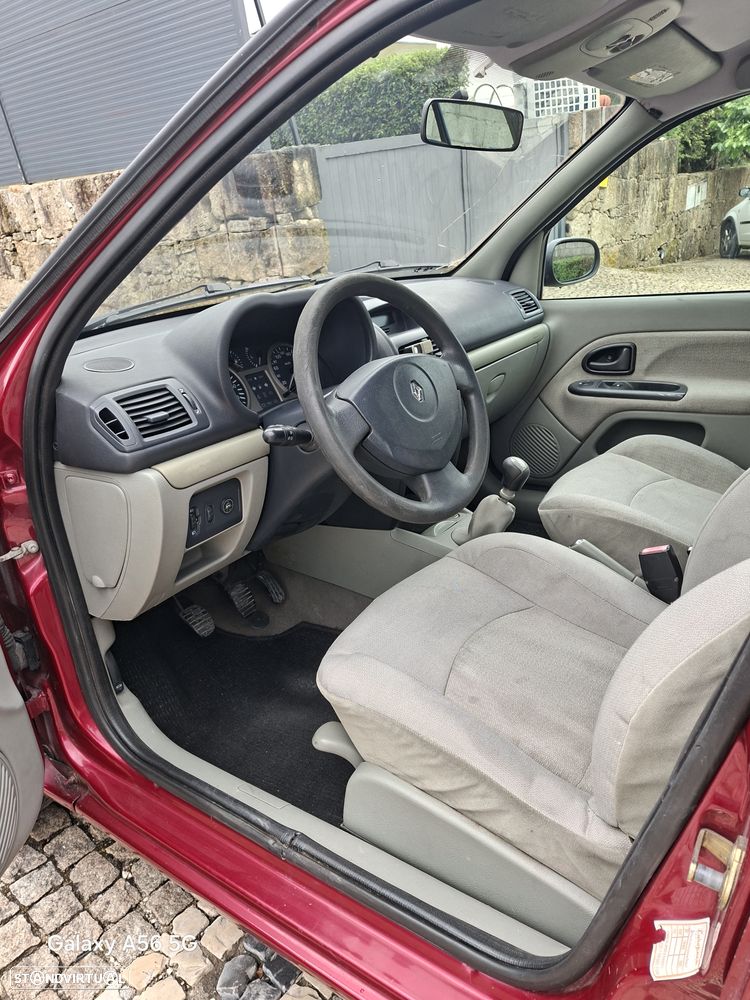 Renault Clio 1.2 16V S - 5