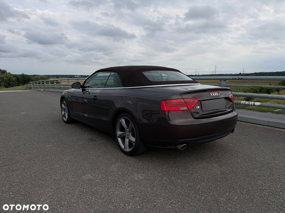 Audi A5 Cabrio - 7