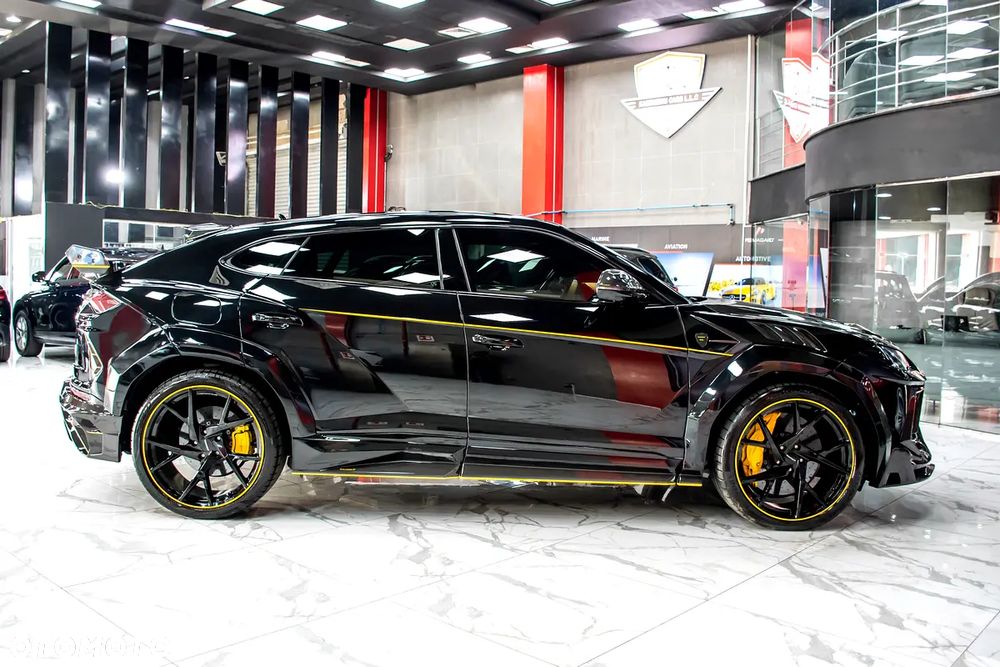 Lamborghini Urus - 3