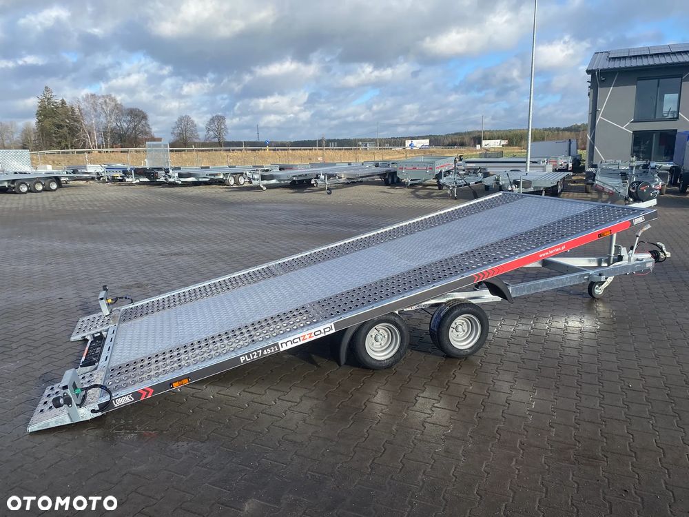 Lorries DOSTAWA! Przyczepa Laweta PLI27-4521 wym. 450x201cm Przyczepa do przewozu aut, UCHYLNA! Zintegrowane najazdy, FULL LED, 2 osie, podłoga aluminiowa DMC 2700kg - 21