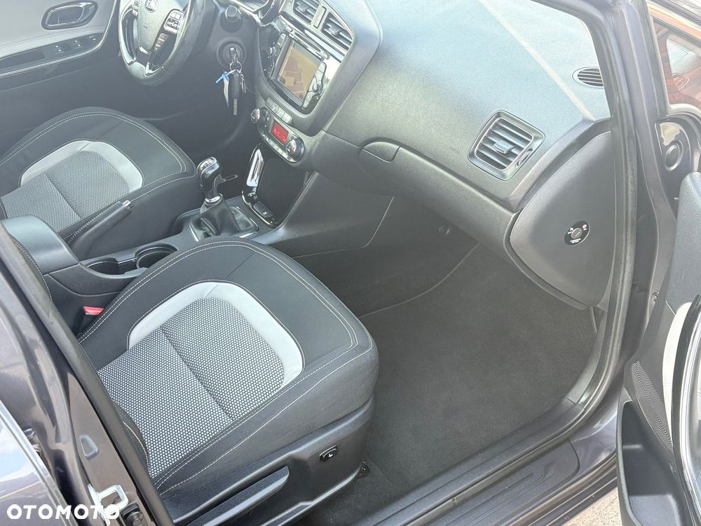 Kia Ceed 1.6 GDI XL - 12