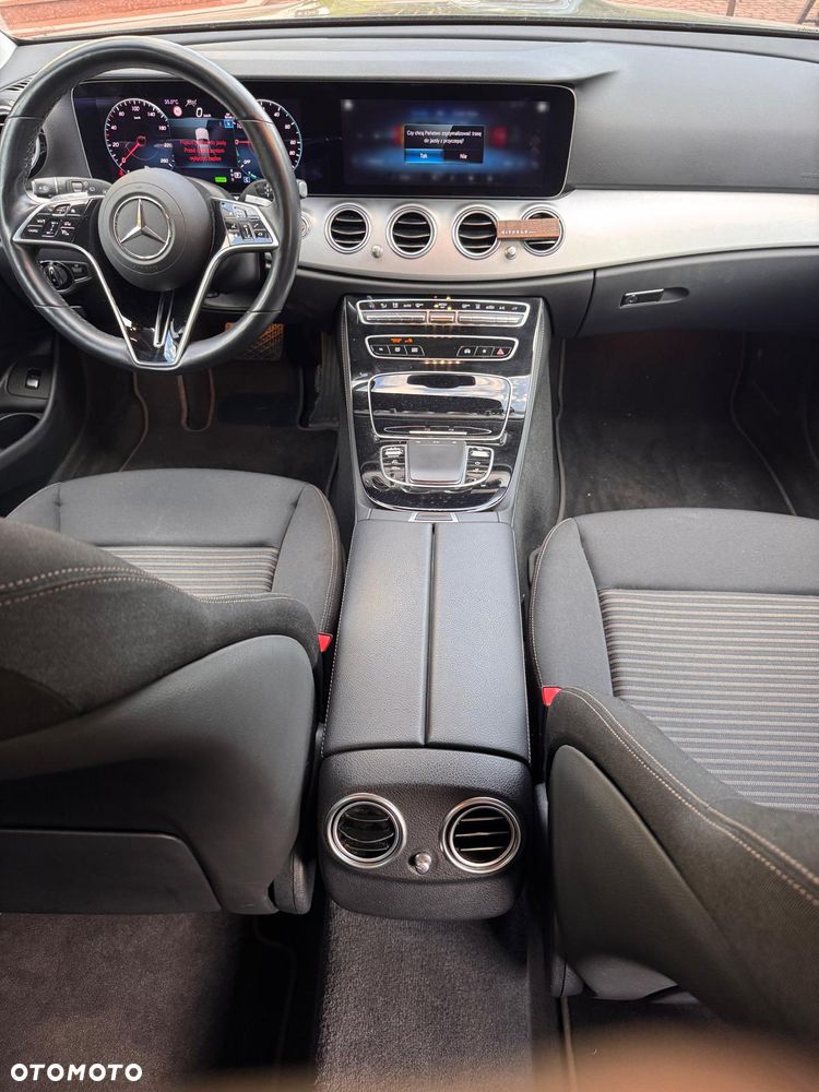 Mercedes-Benz Klasa E - 17