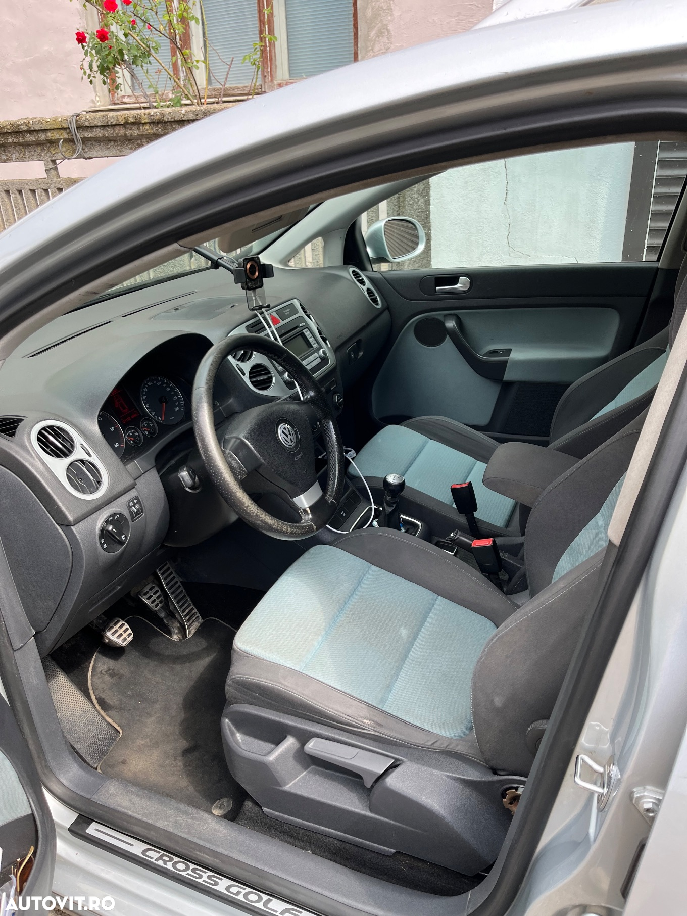 Volkswagen Golf Plus Cross 2.0 TDI DPF - 6