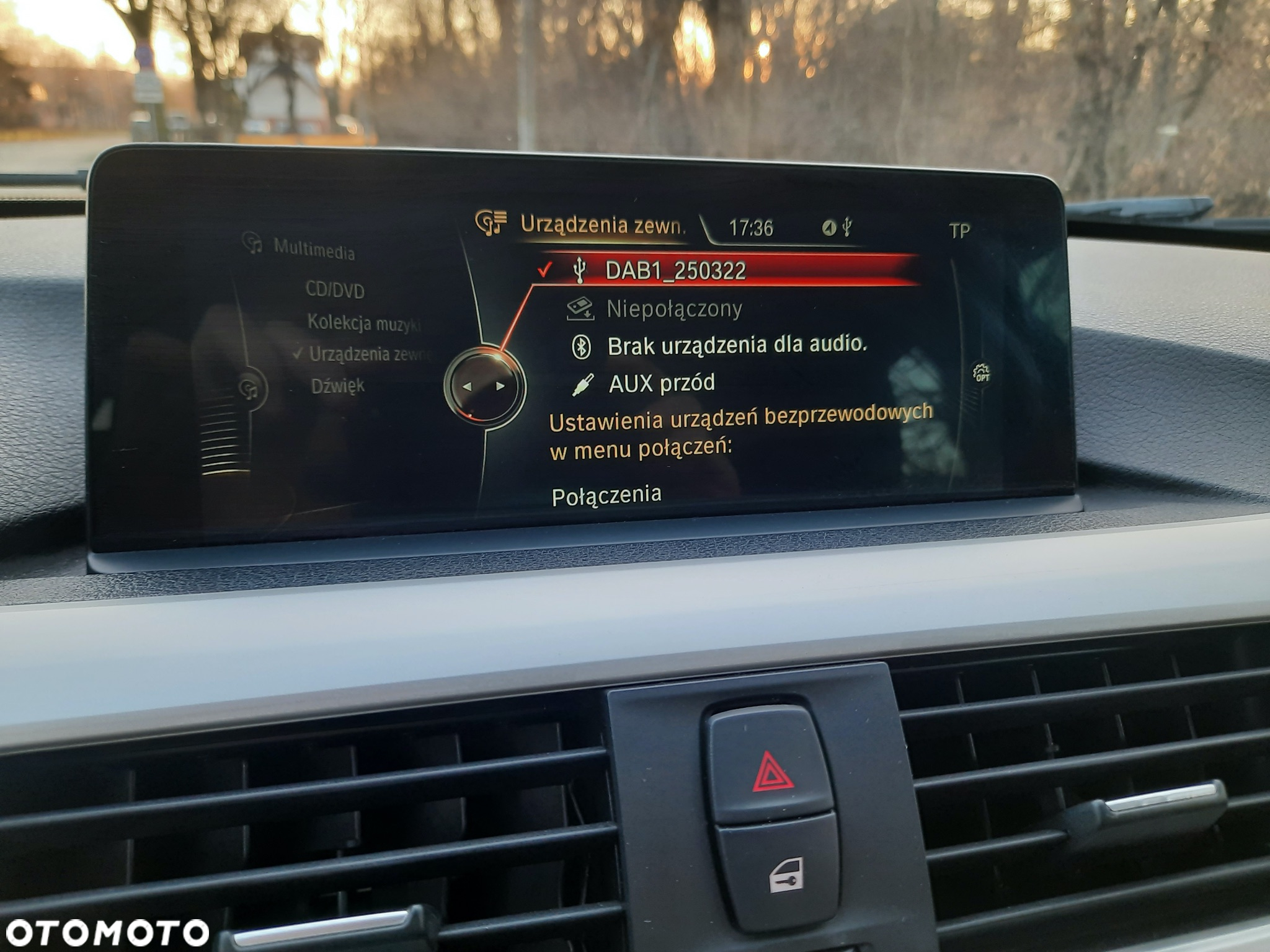 BMW Seria 3 320d Touring Advantage - 24