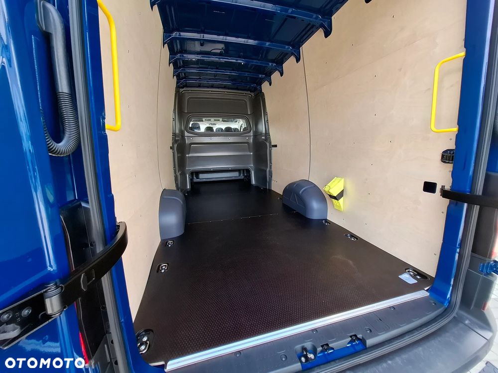 Volkswagen Crafter - 8