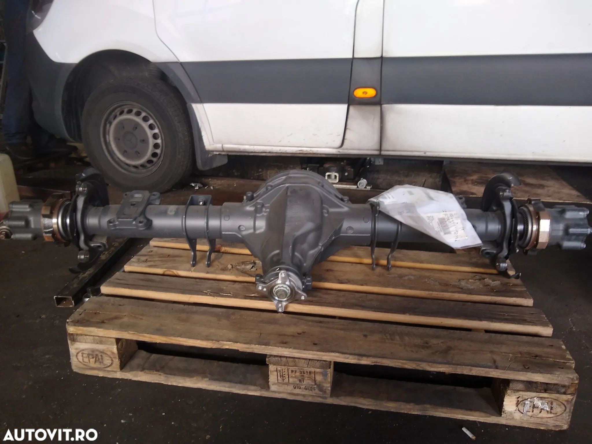 Axa dubla spate  Mercedes Sprinter 2.2 - 1