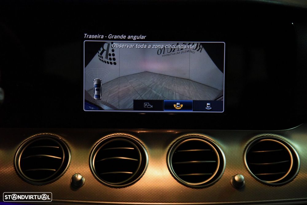 Mercedes-Benz E 220 d Avantgarde - 30