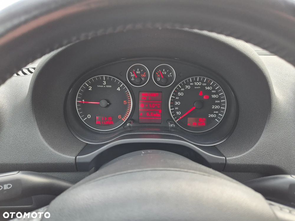 Audi A3 Sportback - 13