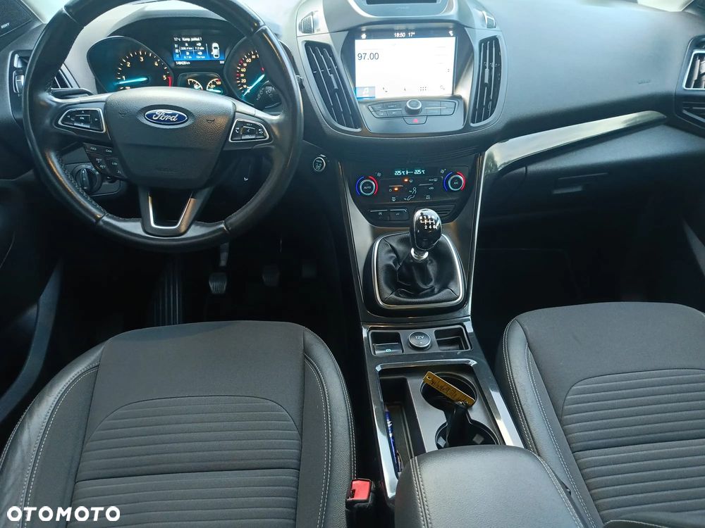 Ford Kuga 2.0 TDCi 4x2 Titanium - 11