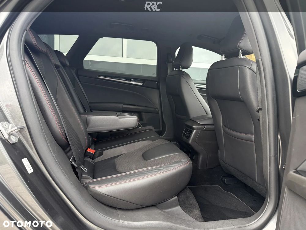 Ford Mondeo - 25