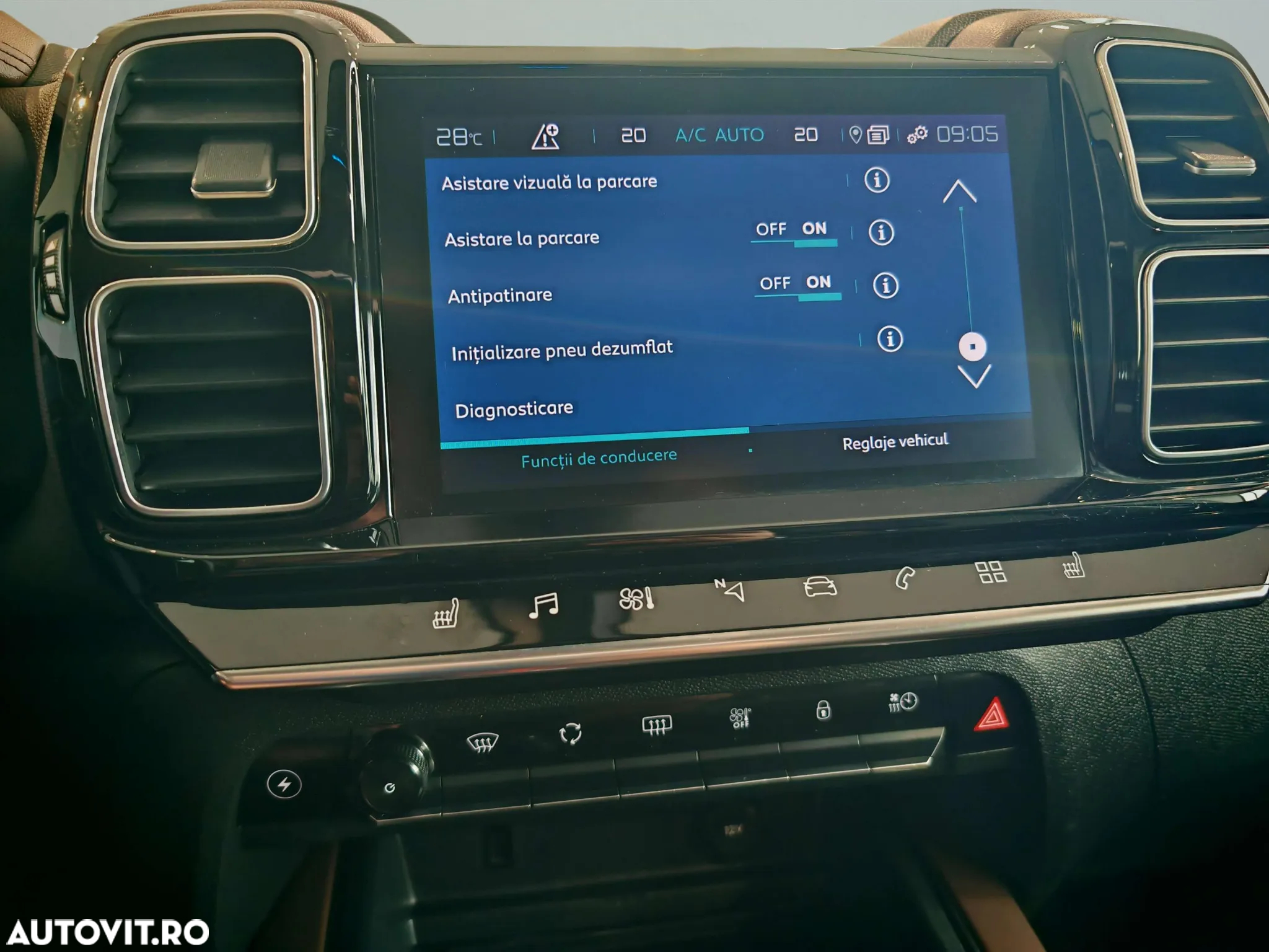 Citroën C5 Aircross Hybrid 225 e.EAT8 SHINE PACK - 24