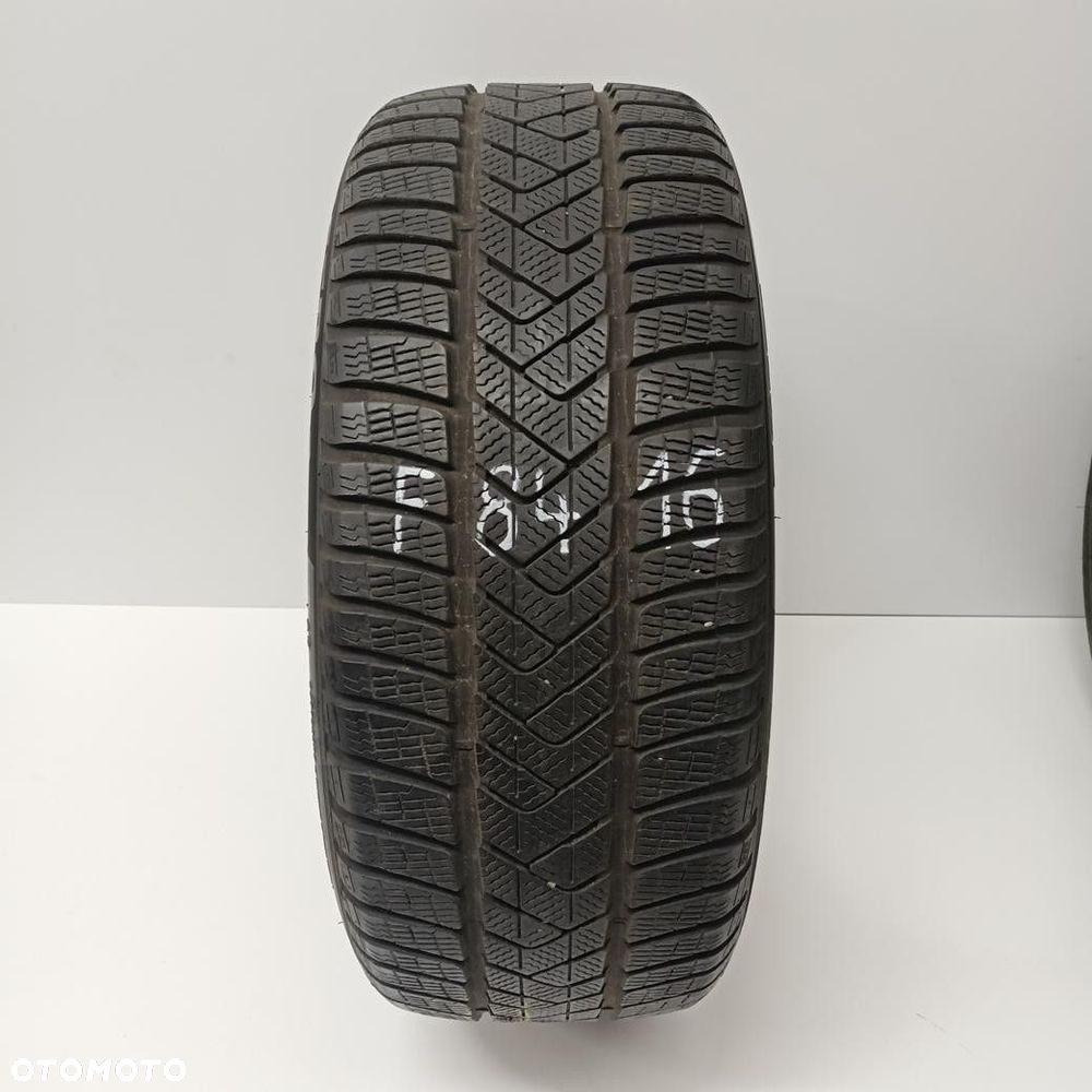 Opona 245/45/19 Pirelli Sottozero 3 (F8416) - 1