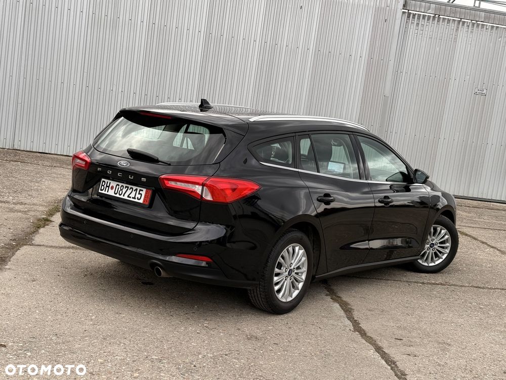 Ford Focus 1.5 EcoBlue Start-Stopp-System TITANIUM - 18