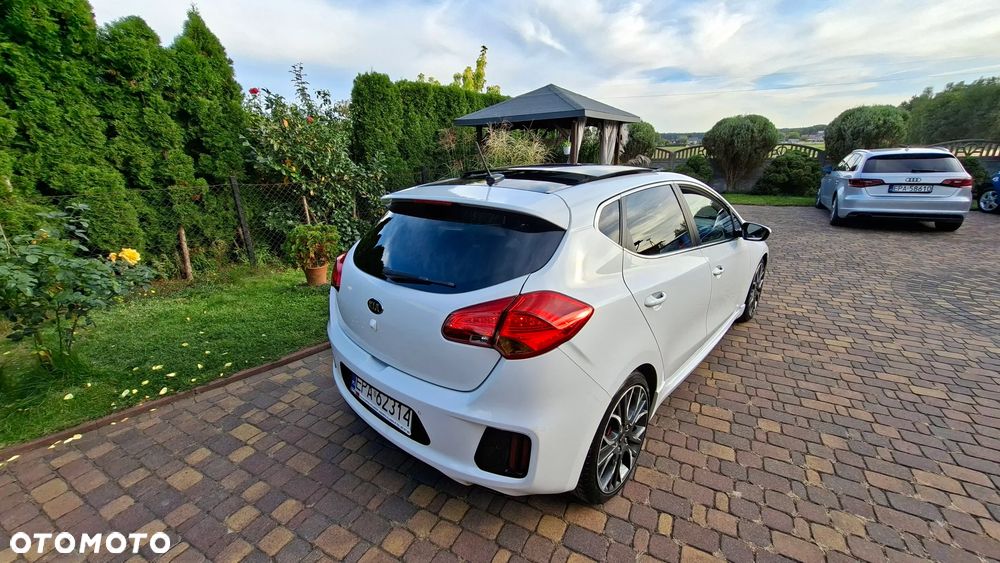 Kia Ceed 1.6 T-GDI GT-Track - 8