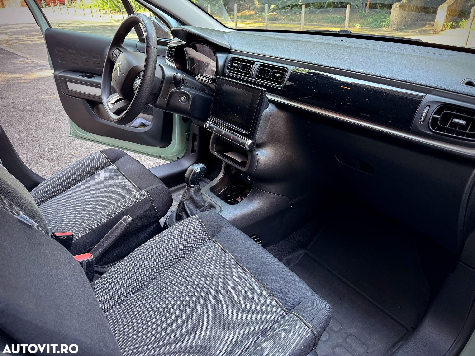 Citroën C3 1.2 PureTech BVM Feel - 9