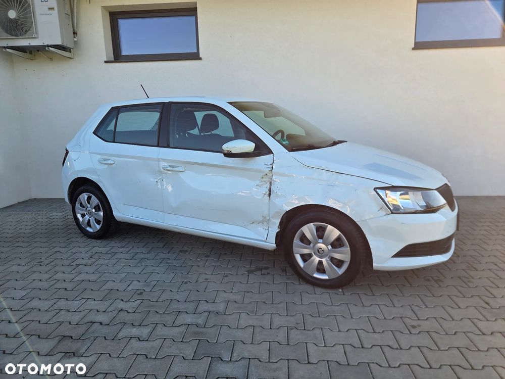 Skoda Fabia - 14