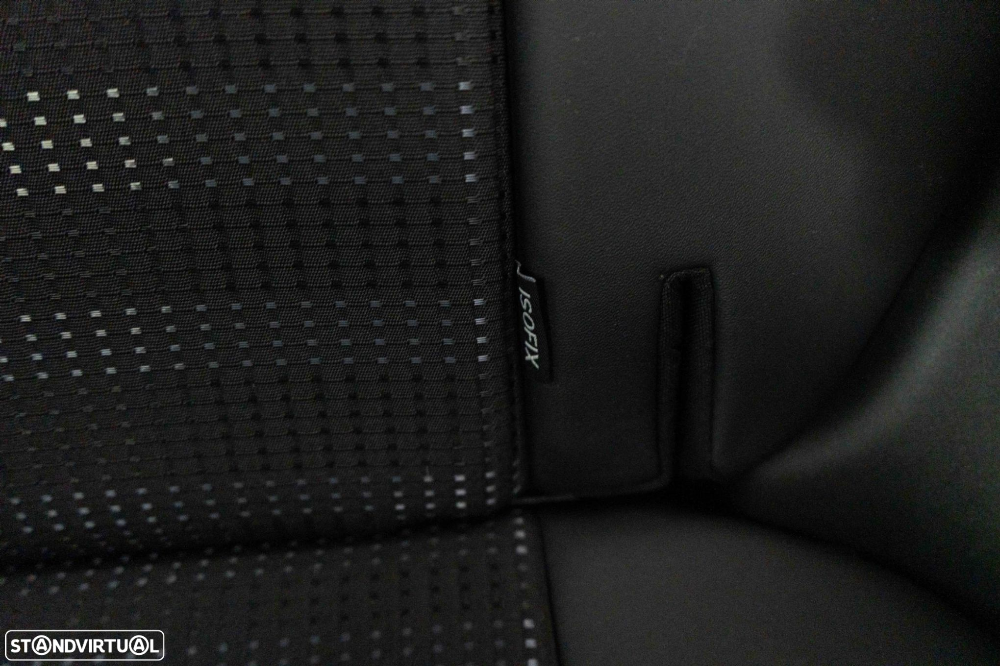 Peugeot 2008 1.2 PureTech Allure Pack EAT8 - 10