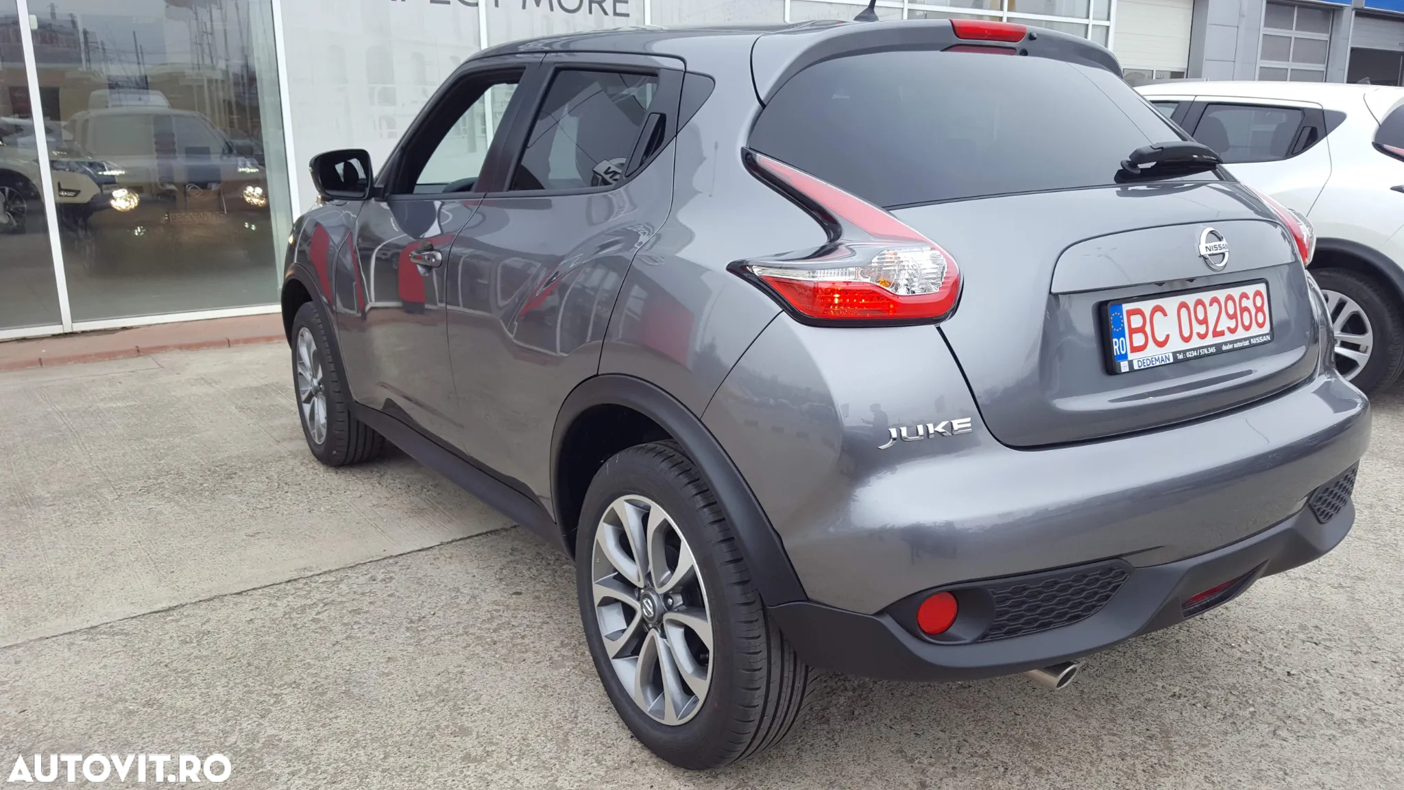 Nissan Juke 1.6L XTRONIC Tekna - 6