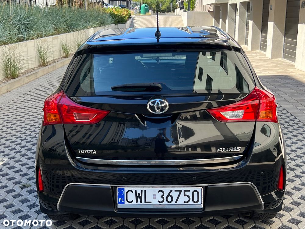 Toyota Auris 1.4 D-4D Active - 5