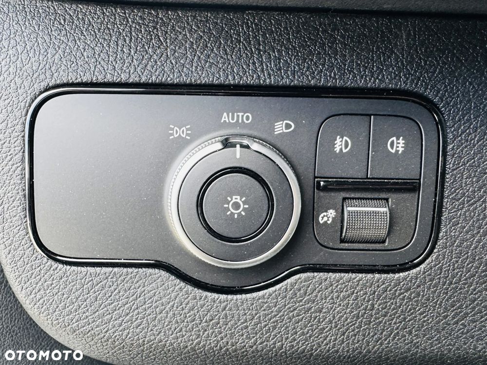 Mercedes-Benz 317 CDI Furgon długi PRO Brygadowy 7 osób - 26