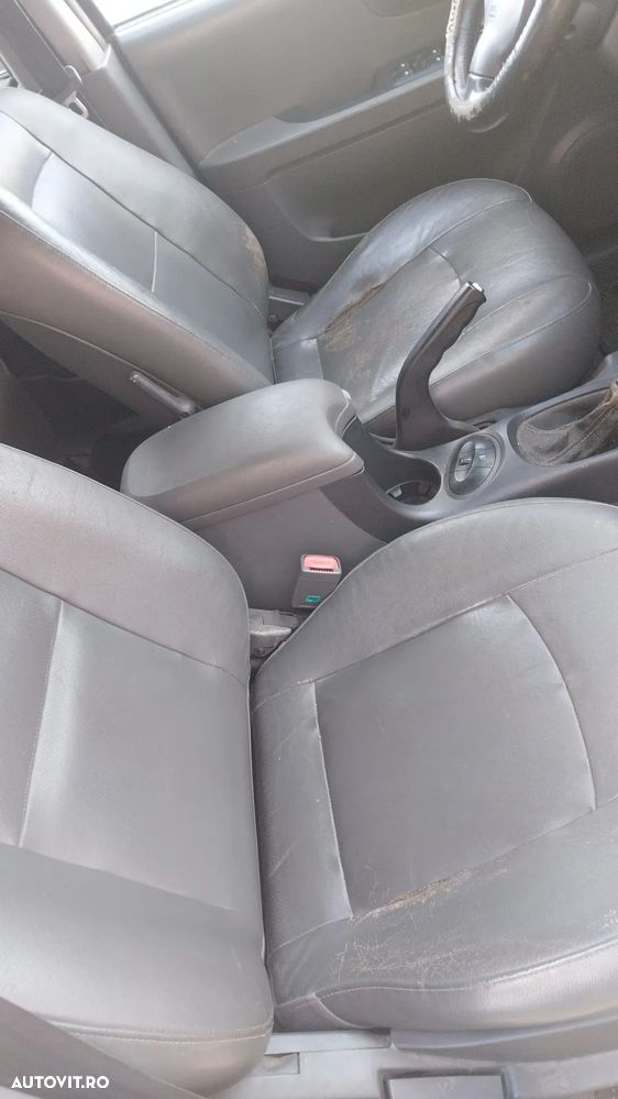 Dezmembrez Hyundai Santa Fe 2002, motor 2,0 CRDI - 9