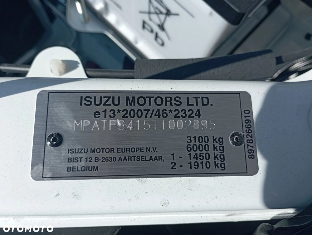 Isuzu D-Max 2.2 SC L 4WD - 32