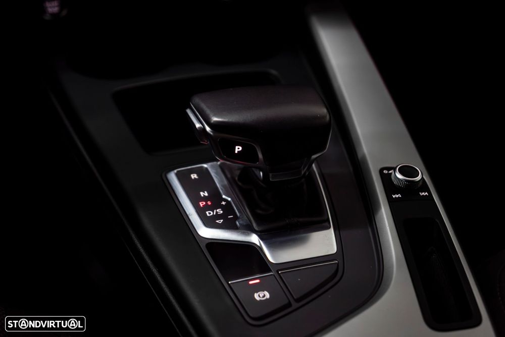 Audi A4 Avant 35 TDI S tronic - 19