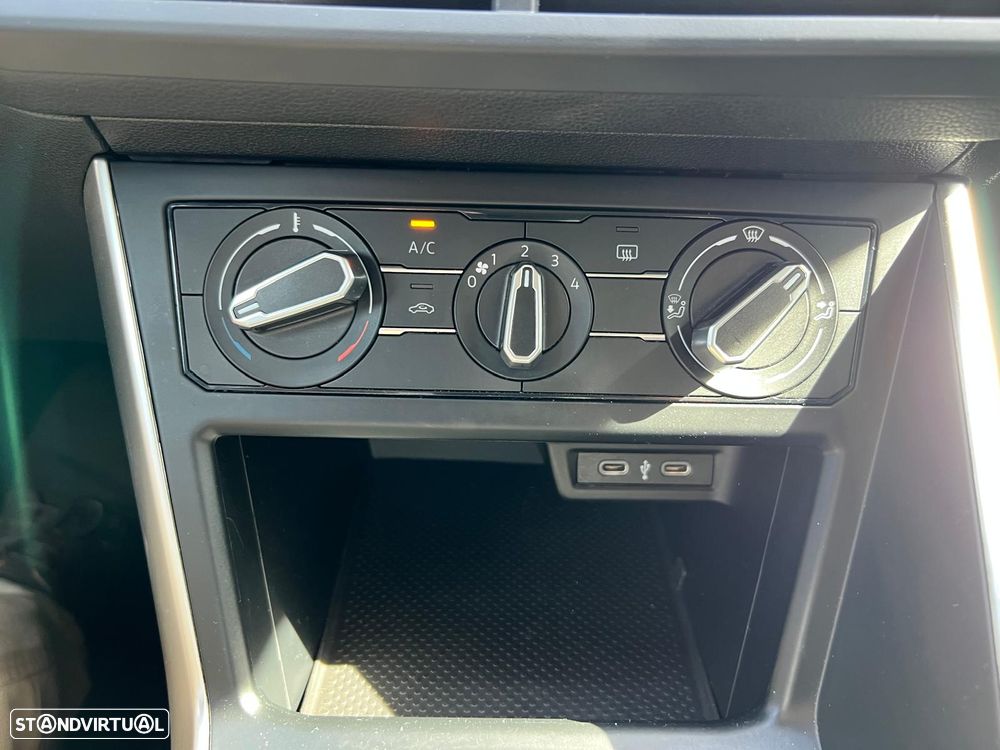 VW Taigo 1.0 TSI Urban - 17