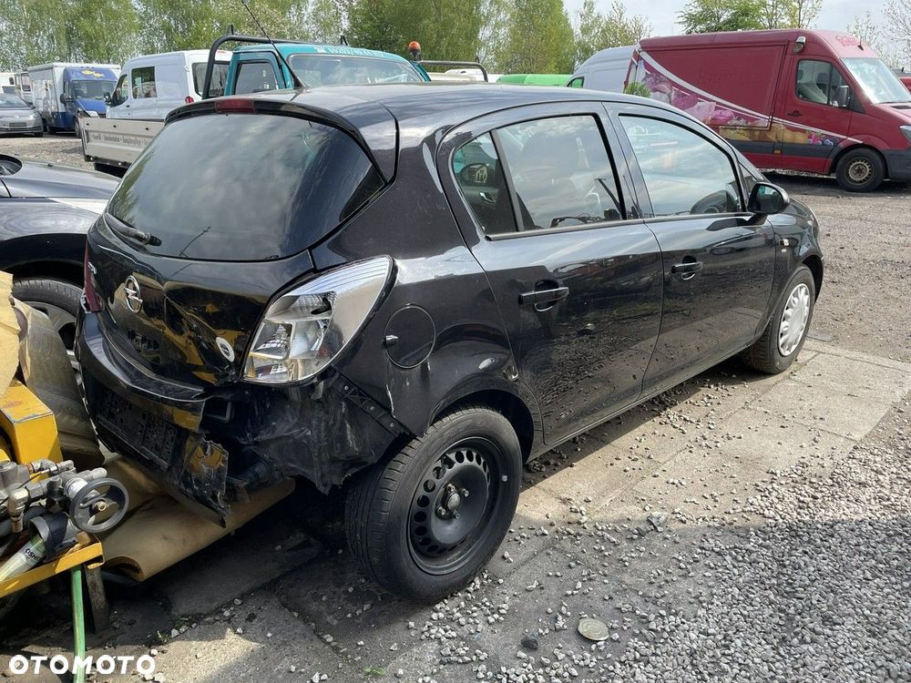 Opel Corsa 1.4 16V Selection - 21