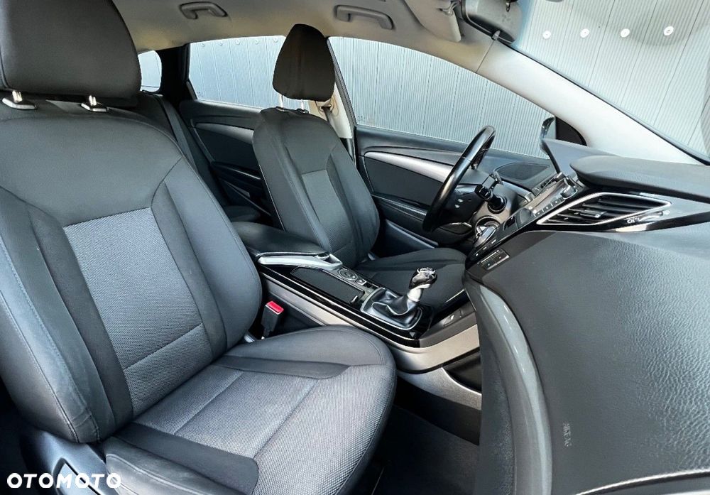 Hyundai i40 - 12