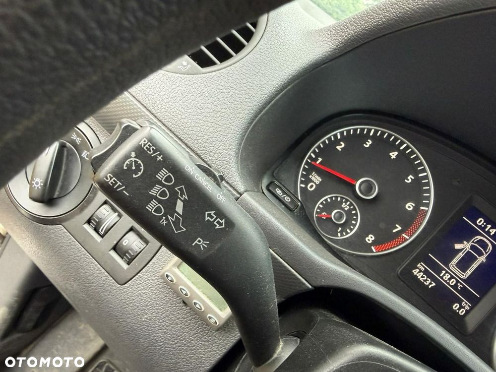 Volkswagen Caddy - 19