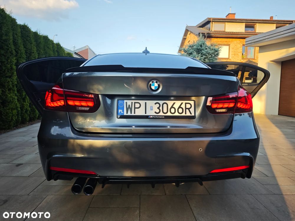 BMW Seria 3 328i M Sport - 8
