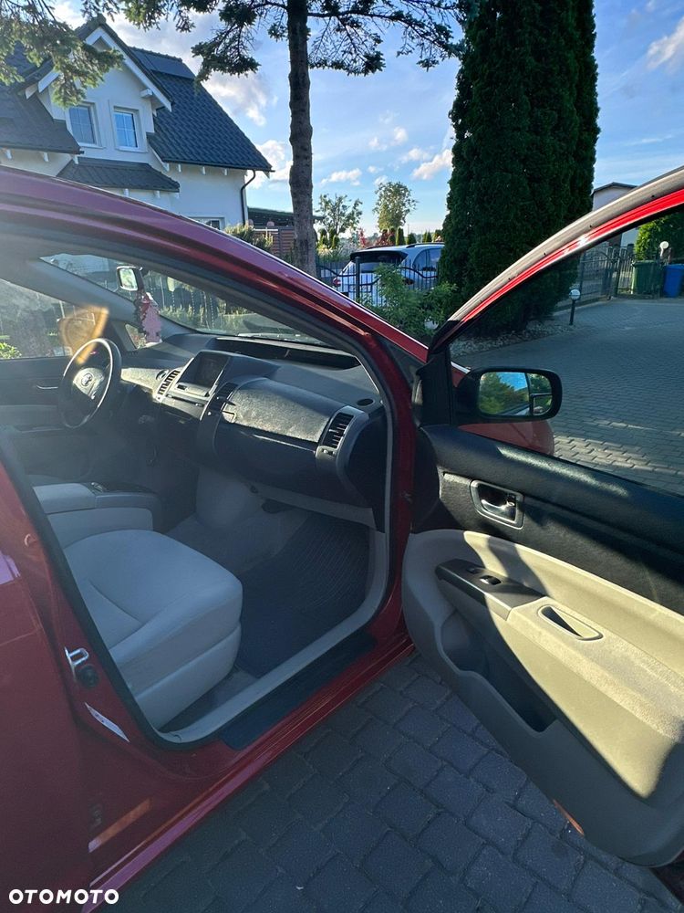 Toyota Prius 1.5 VVT-i Sol - 37