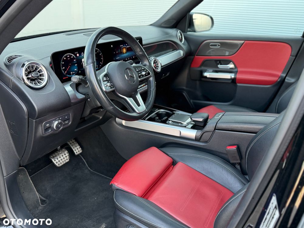 Mercedes-Benz GLB 250 4-Matic AMG Line 8G-DCT - 13