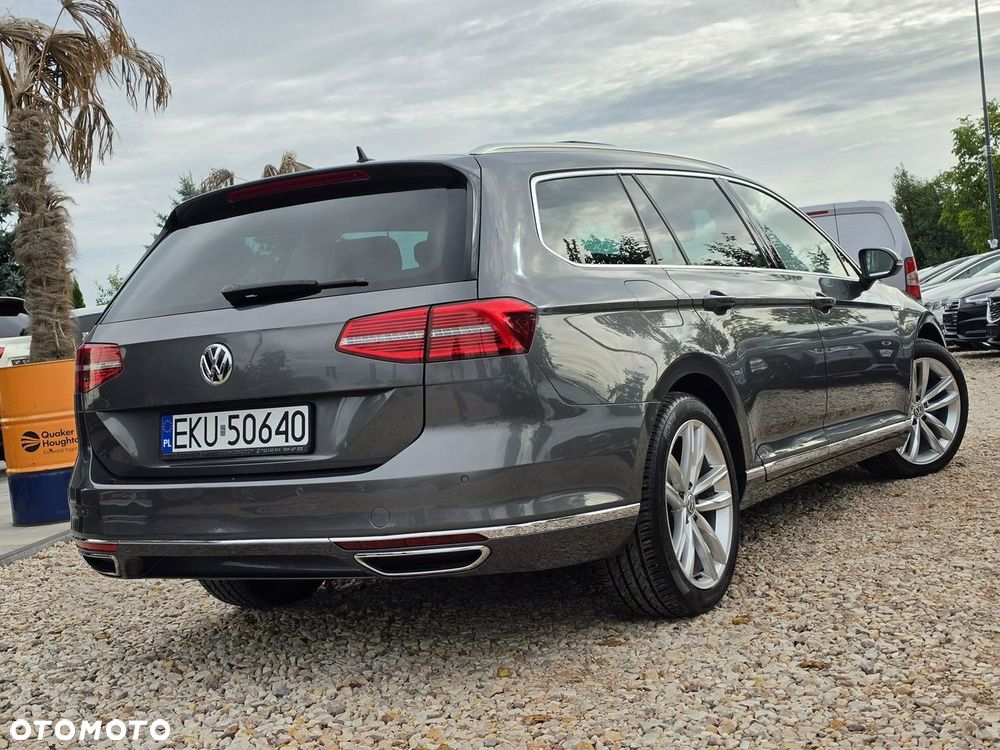 Volkswagen Passat - 26