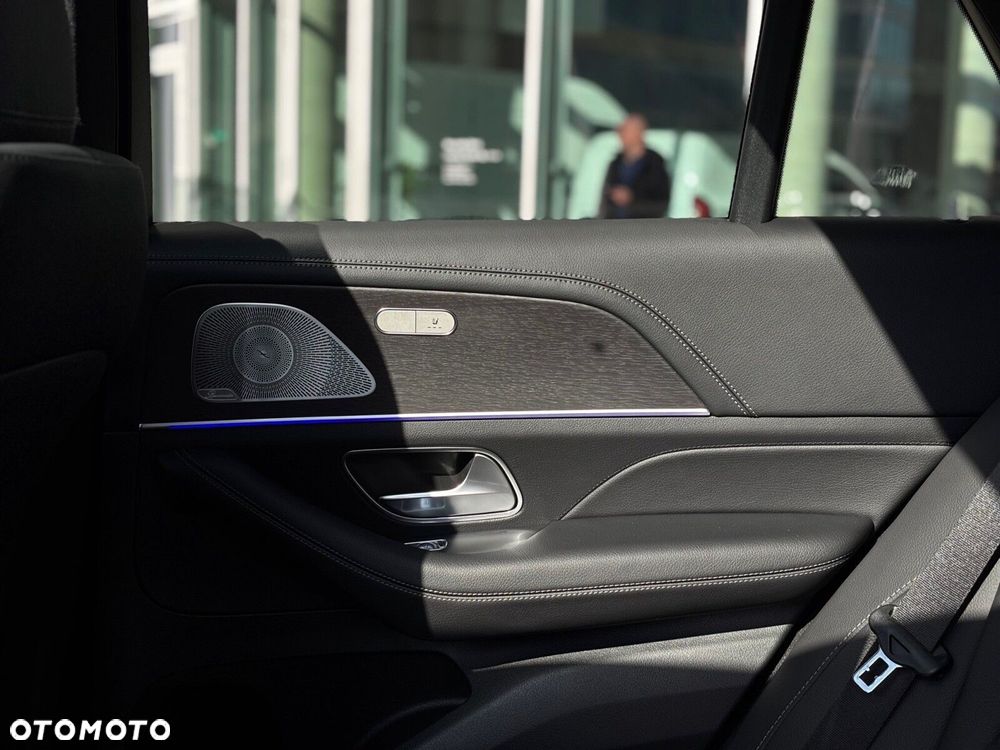 Mercedes-Benz GLE - 12