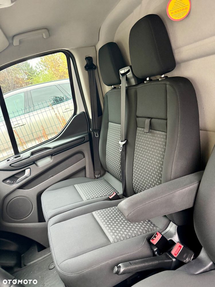 Ford Transit Custom - 25