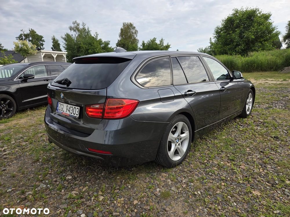BMW Seria 3 318d - 9